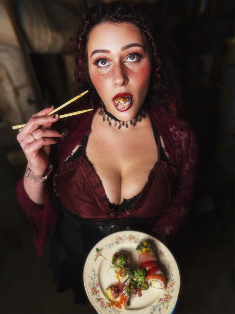 🖤🦇Gothicc Foodie Your Queen of Scream🦇🖤 tweet media