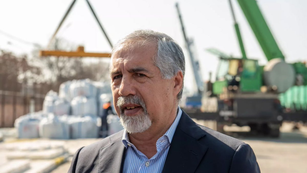 SputnikArm's tweet image. Expert Gagik Aghajanyan says the TRIPP corridor is economically inefficient. Rail transport margins would be minimal, infrastructure is largely unbuilt, and its viability depends on reopening the #Armenia-#Turkey border.