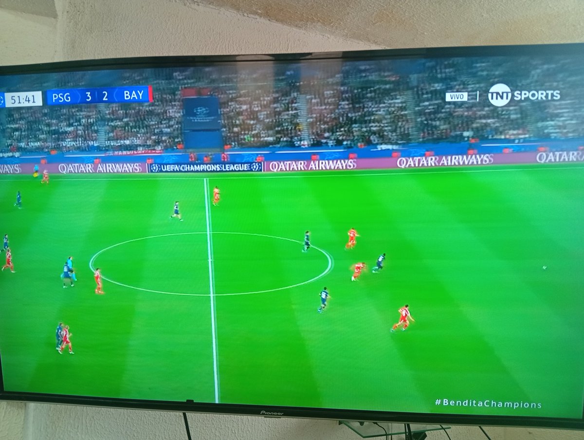 PonchoGarayD's tweet photo. @tntsports 
Tuve que poner en "mute" el 2do tiempo.
No me agrada nada la narración.

#benditachampions https://t.co/xfISj74Po9
