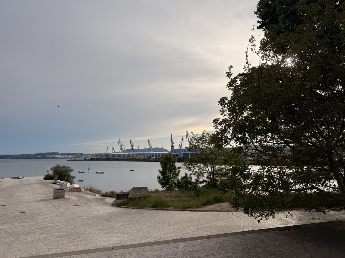 me gusta mucho el paseo de caranza 😀