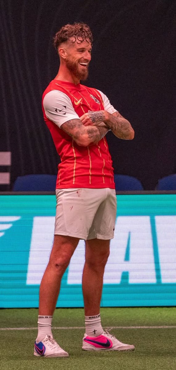 Simon Whiske tweet media