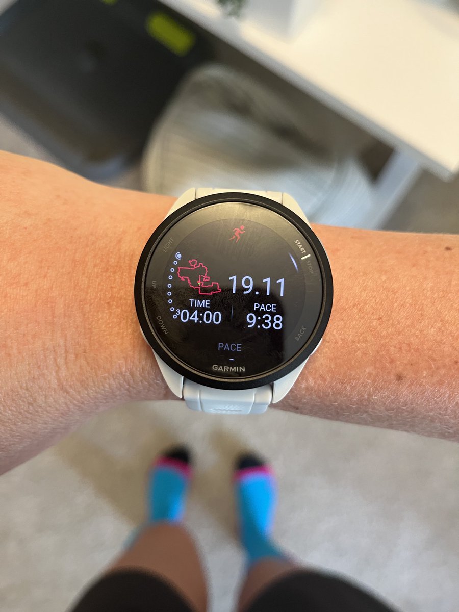 LindsayIRL's tweet image. I’m not normally one to sing the praises of 20 mph wind gusts.

But today 🎶 💙 because that wind kept me nice &amp;amp; cool, felt great getting these miles done!

#marathontraining #running #workout #wellness #fitness #healthyhabits #gratitude #fargo