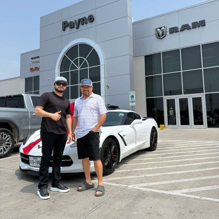 payne_edinburg's tweet image. Congrats to Eliab on his 2016 Chevy Corvette! 🏎️🔥
Welcome to the Payne family &amp;amp; thank you for your trust 🙌
Hector took care of it

Browse our inventory 👉 payneedinburgcdjr.com/inventory/new-…

#Corvette #NewRide #PayneEdinburg