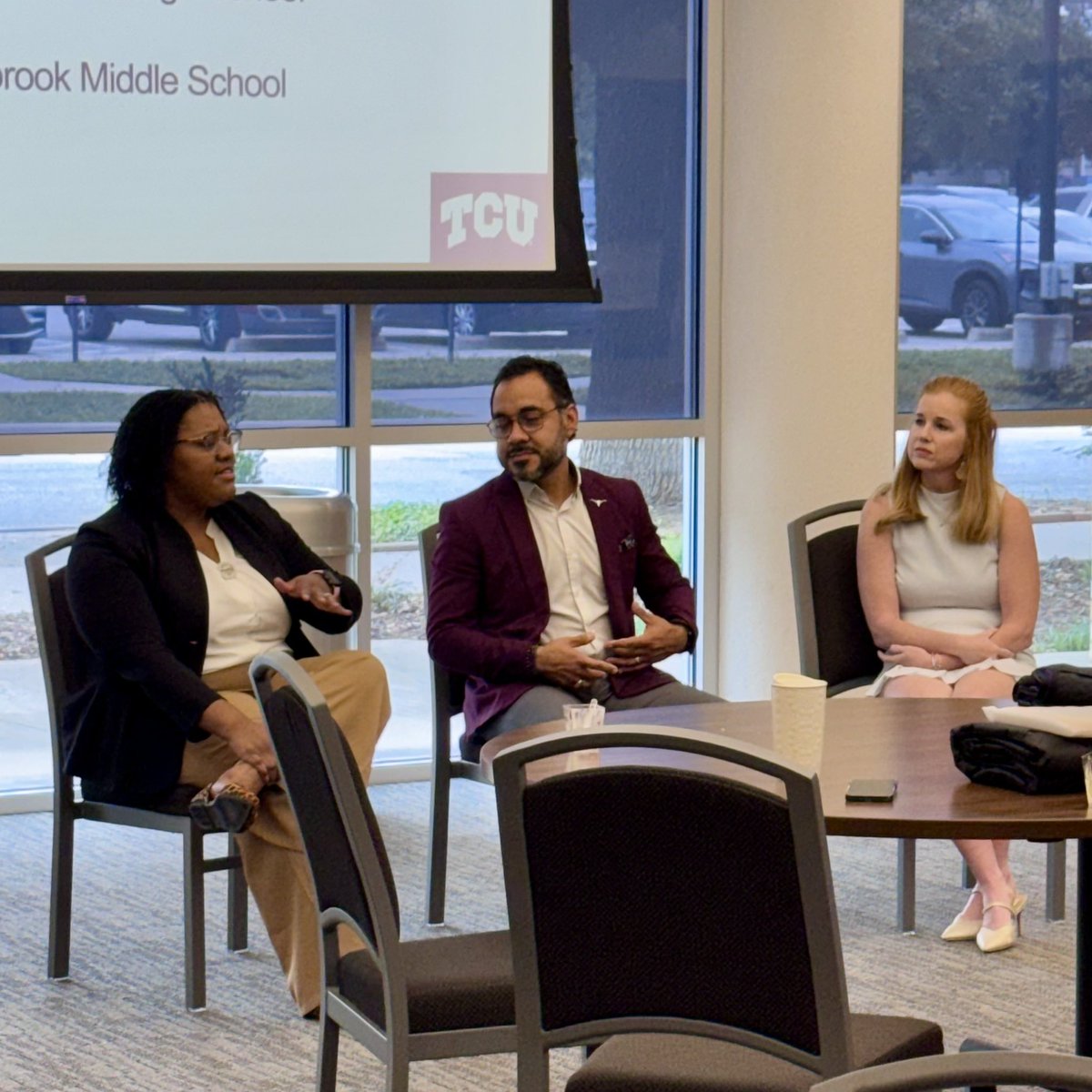 YassminCLee's tweet image. @FortWorthISD and the Aspiring Principals Leadership Academy participants thank @TCU_COE, AP Coach Mentors, and our school leaders for a successful program. #fwisdleads #FWISD
