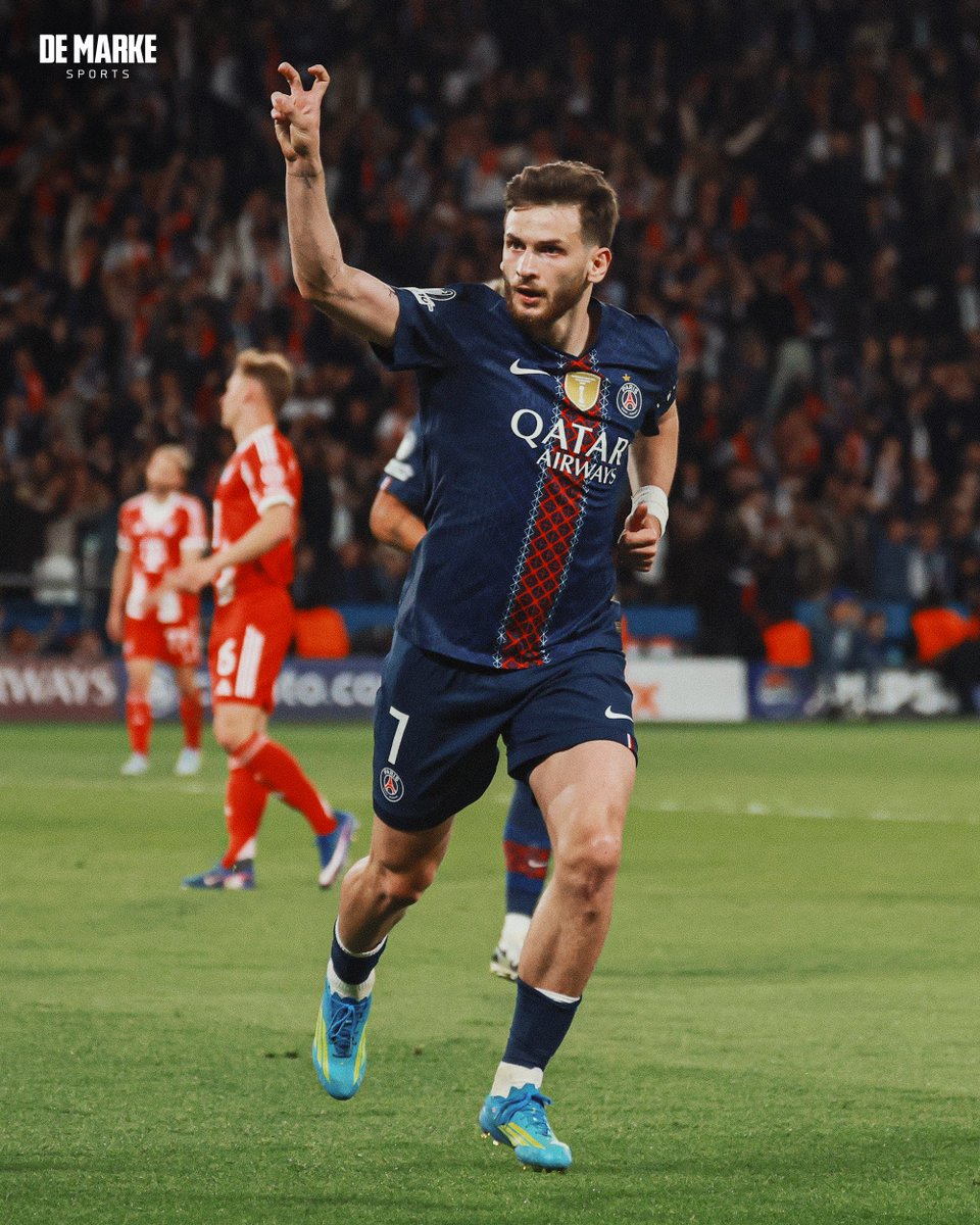 demarkesports's tweet image. 14 maç, 10 gol, 5 asist.

Kvara, UCL'i domine ediyor.