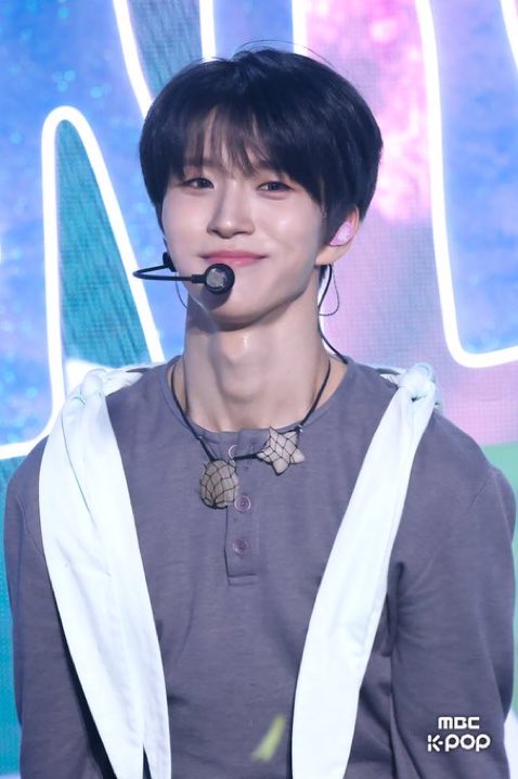 🐇 tweet media