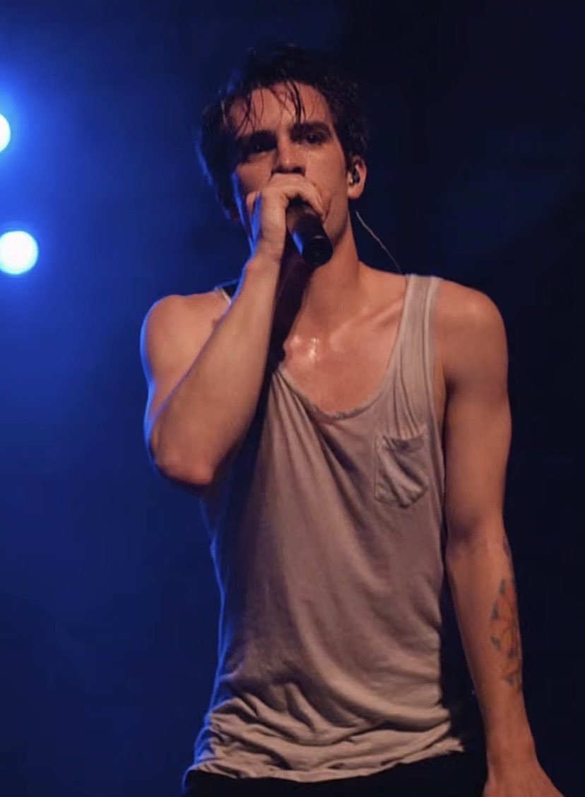 🪩 jia tweet media