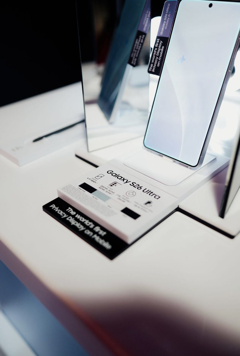 Kgatlhiso tweet media