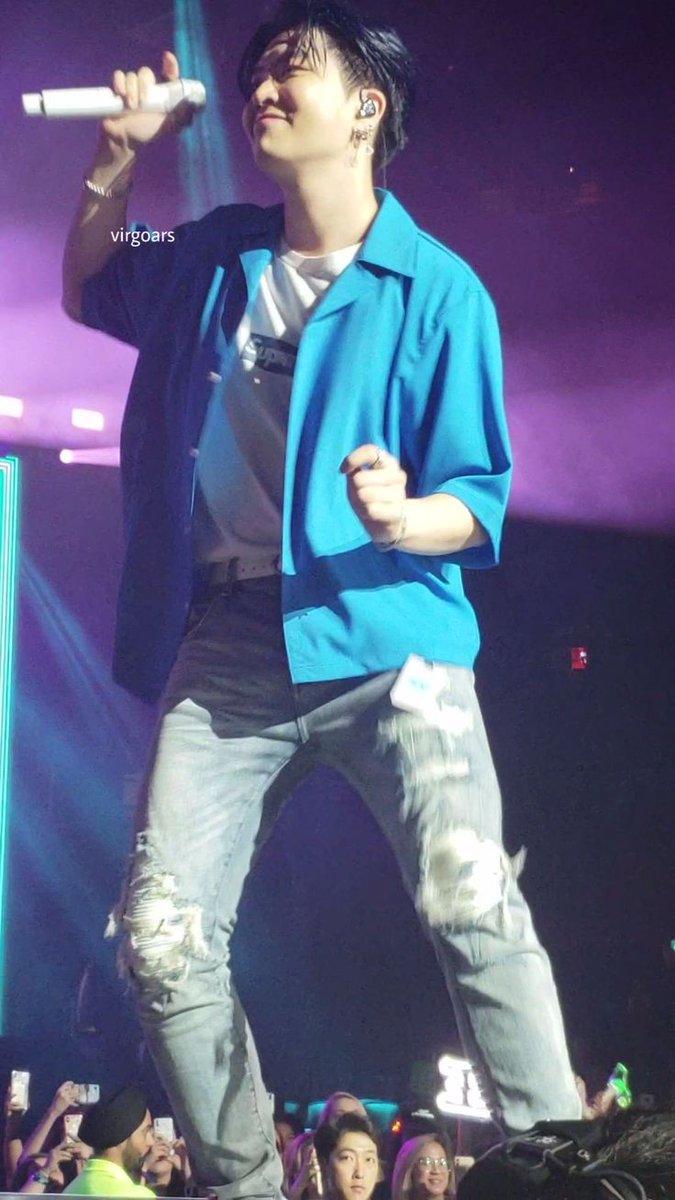 hourly youngjae tweet media