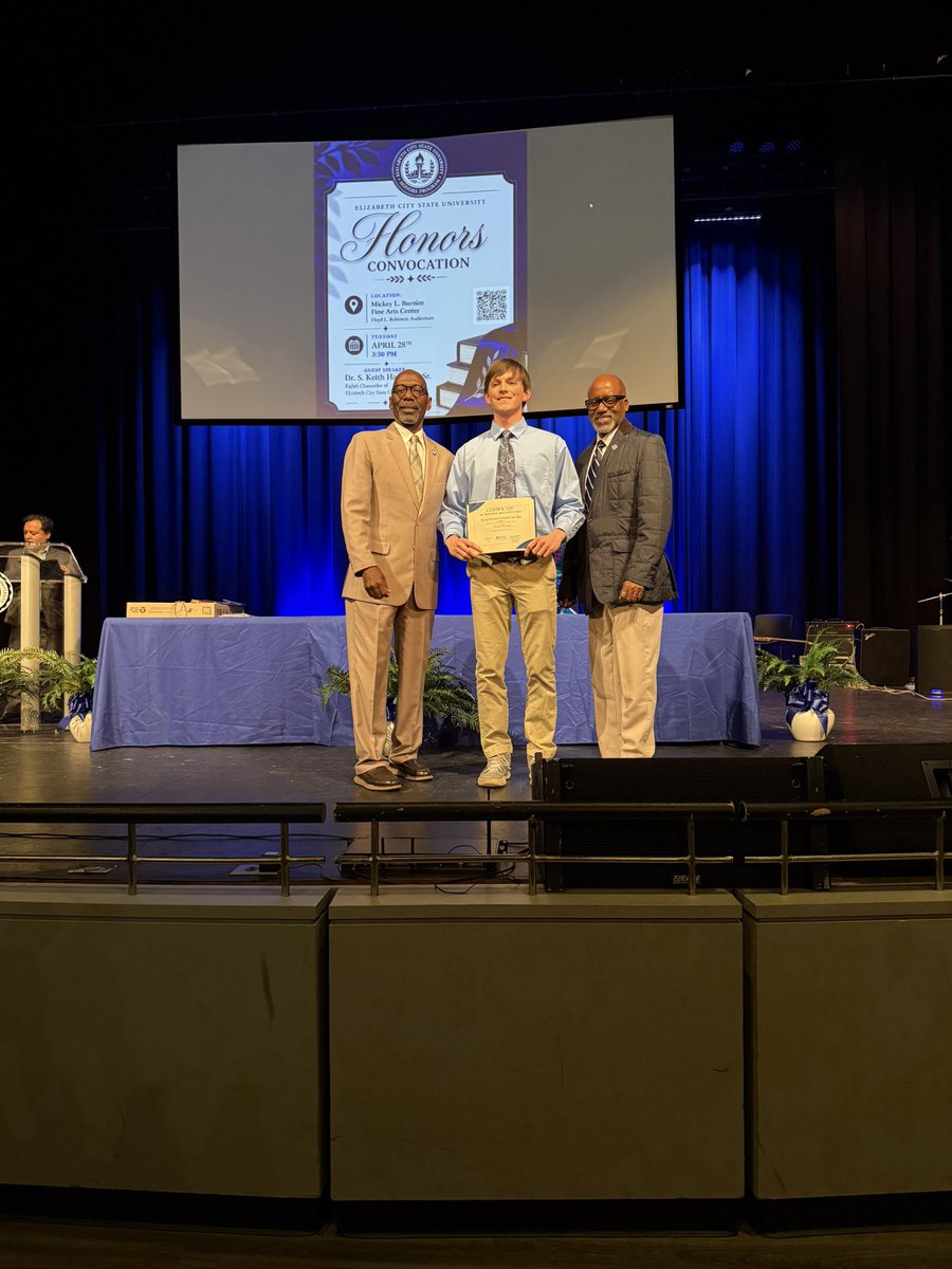 DrDiGiacinto's tweet image. @UNC_System @NAKHEorg @NCSHAPE @ACSMNews @SHAPEAmerica Congratulations Israel Denny on earning the @ECSU Outstanding Kinesiology Student Award for his academic achievement, participation in research, &amp;amp; his volunteerism. #ecsu #vikingpride #kinesiology #exercisescience #itweetpe