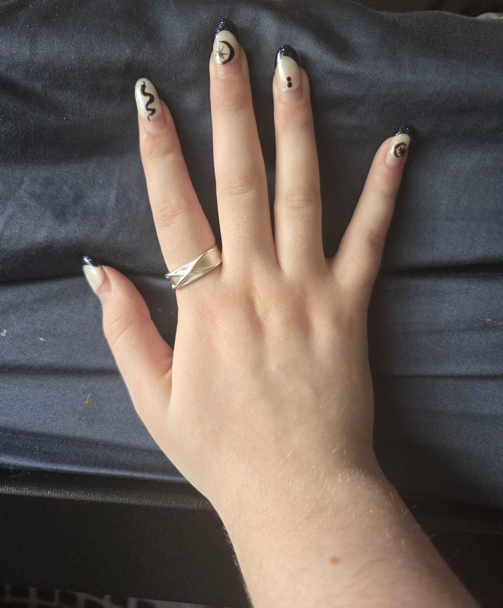 TemNEO's tweet photo. sterling silver... https://t.co/r4RRISxMfZ
