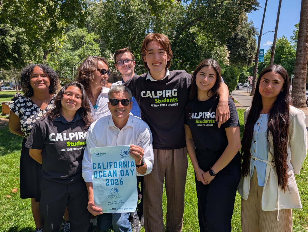 CALPIRGStudent's tweet photo. Happy #CaliforniaOceanDay 🪸🌊 We're celebrating with Secretary @WadeCrowfoot - thank you for your leadership! Our state has some amazing coastlines, let's do all we can to keep them pristine 🐬 #ProtectOurOcean https://t.co/lGlnVLezzl
