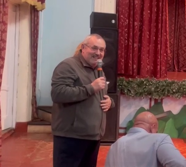 ⚡️⚡️"Мы ляжем под экскаватор"

Власти Долгопрудного обсудили с жителями строительство цементного завода на Клязьминском водохранилище. По приглашению администрации выступил Борис Надеждин <a href="/Borbornad/">Борис Надеждин</a>: ecmo.ru/news/etot-proe…

✅Наш канал t.me/ecmoru

#долгопрудный