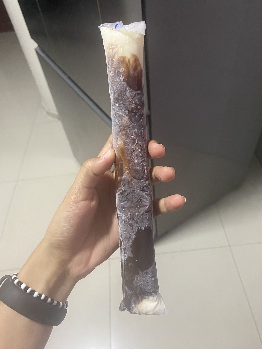 roro 𑣲 café da manhã! tweet media