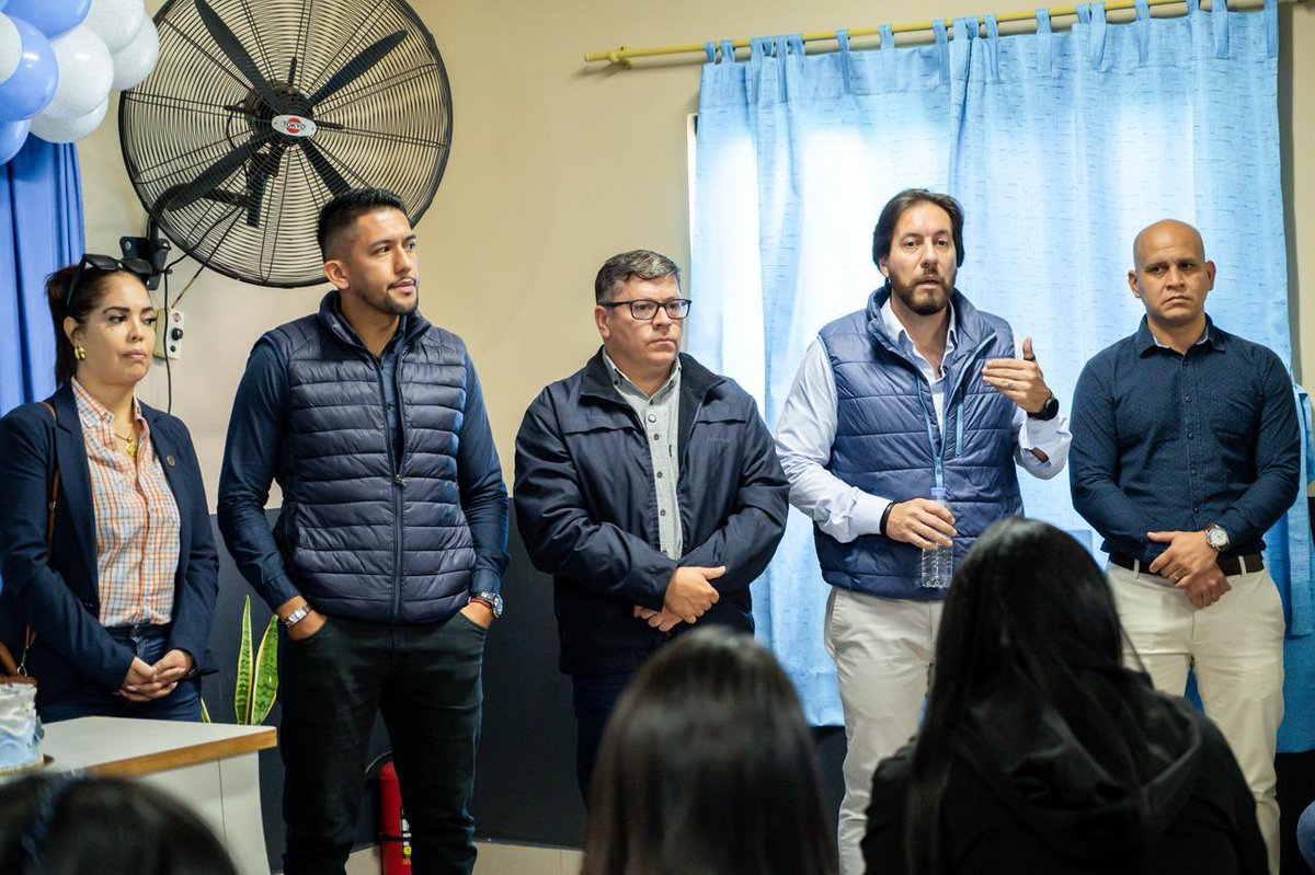 Rubén Velázquez tweet media