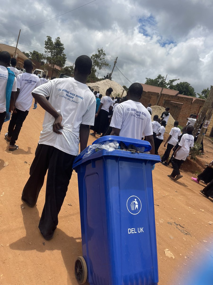 robertsserwanj's tweet photo. Sunday, 26th April, 2026.

It was a pleasure leading a team of (Old and current) students of my former school St. George High School - Wakiso in celebrating the very 1st-SGWOSA day, we marked this one by doing a community cleanup, donated Garbage tins &amp; treated TRs to a match. https://t.co/z1GDZPsGZ1