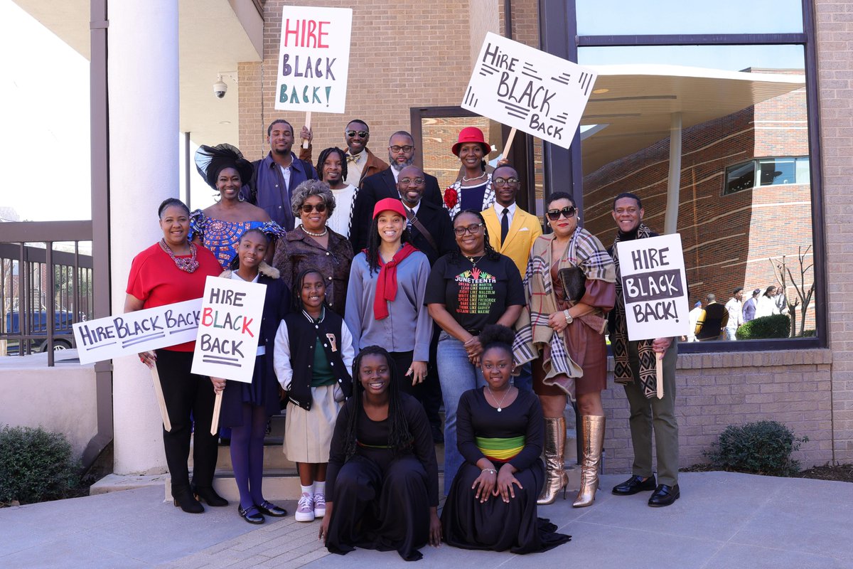 iamceejayjoseph's tweet image. #BTSTuesday - The last installment of the One Act Plays on The Avenue with this one titled 'Hire Black Back', explores Mr. Black being disciplined for teaching Black History beyond the scope of slavery and Jim Crow. 

#HireBlackBack #actorlife #theateractor #stageproduction