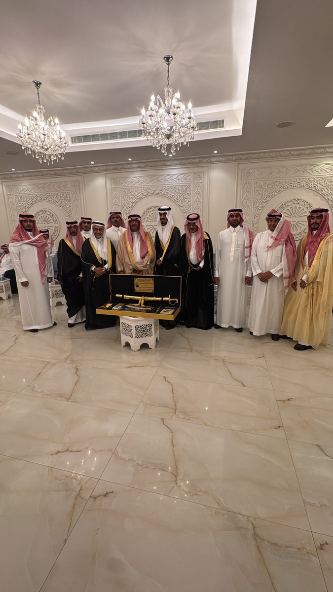 خلف الصقير tweet media