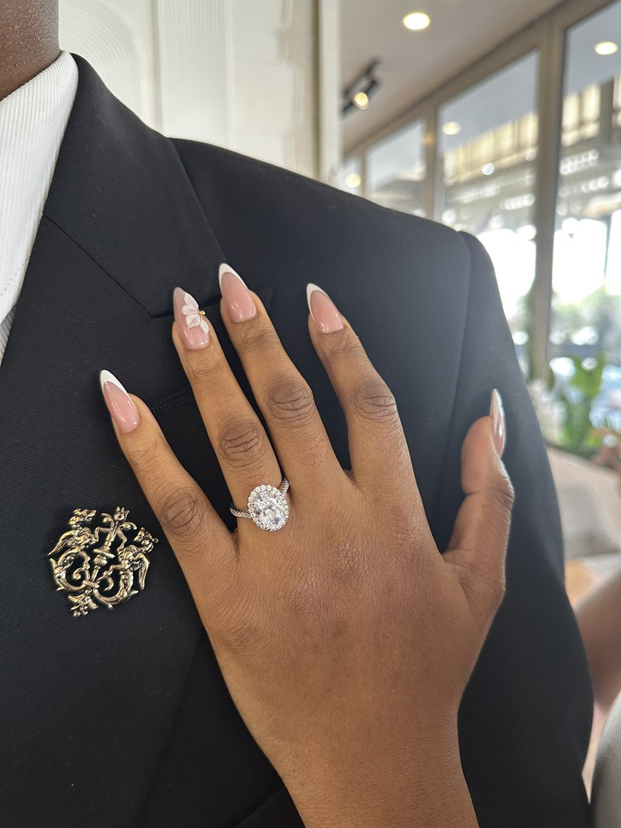 agirlcalledAbby's tweet photo. _A wife 🤍💍 https://t.co/7WdZlQD6RU