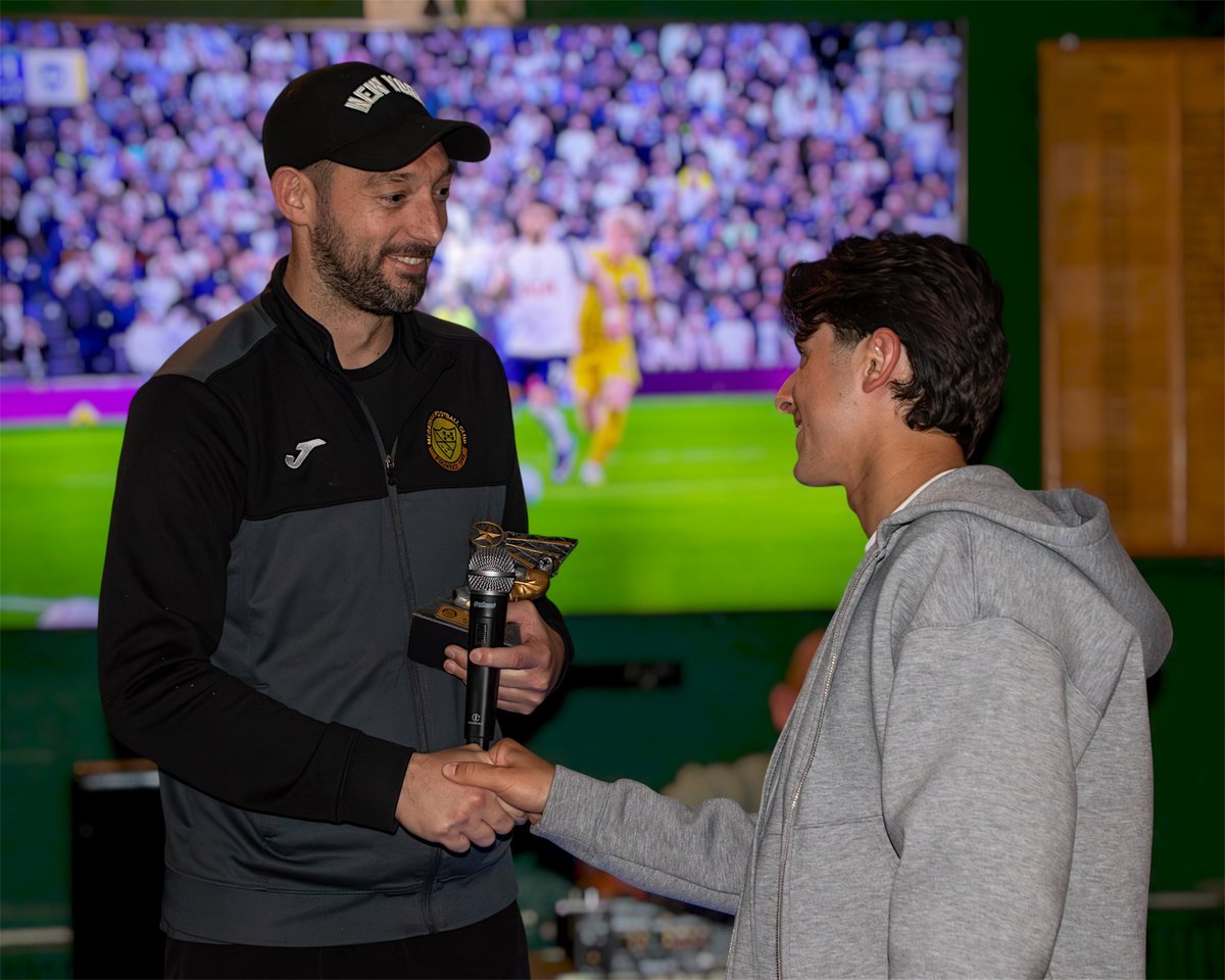 Merstham FC (Official) tweet media
