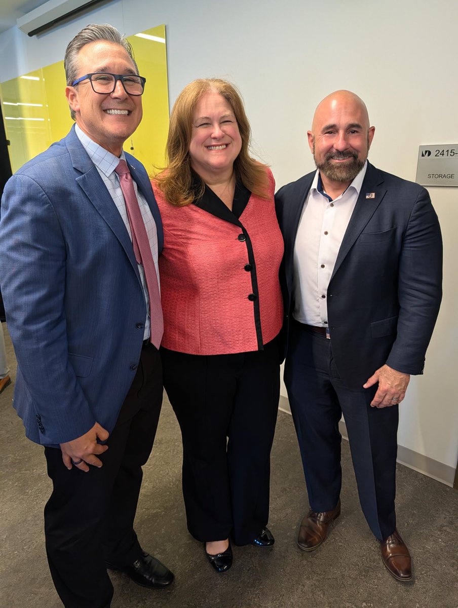 Jay Collins tweet media