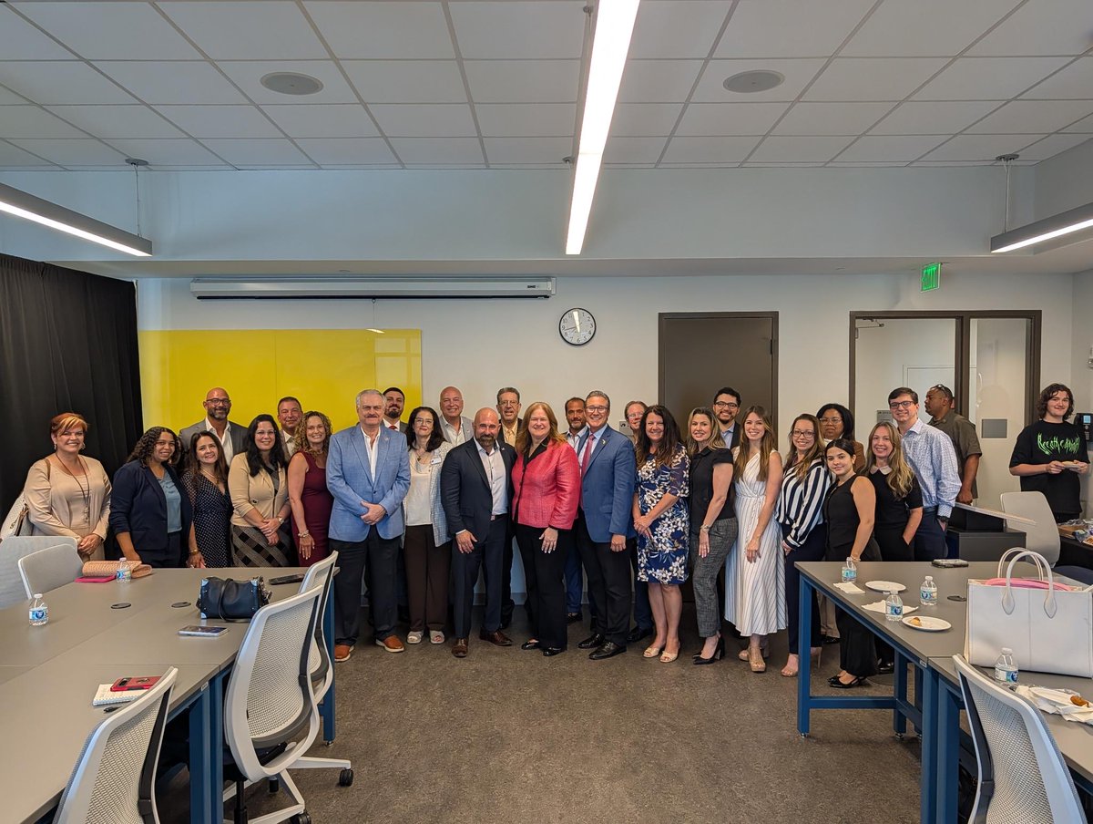 Jay Collins tweet media