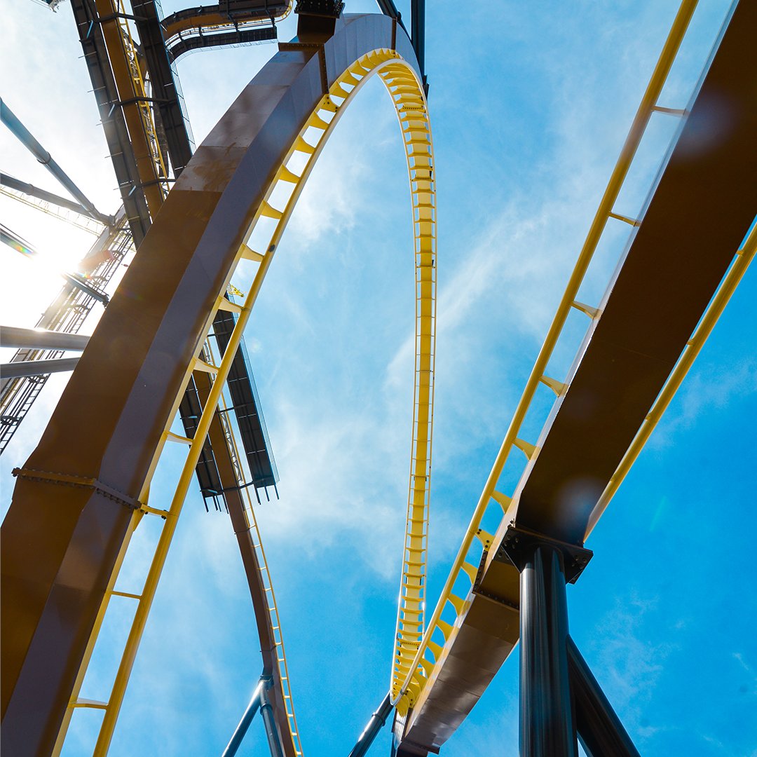 Six Flags tweet media