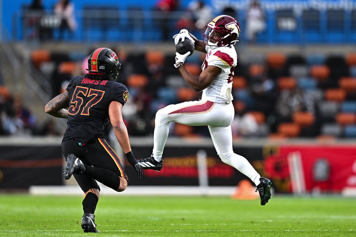 JabreBarber's tweet image. Building brick by brick 🧱 Just trying to be where my feet are 🙏#Agtg #Be back eventually 🙏