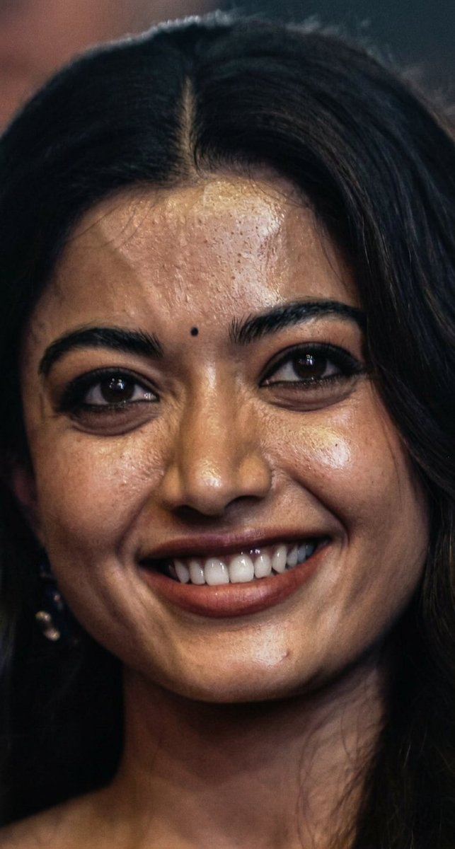V (priya)^2 varrier tweet media