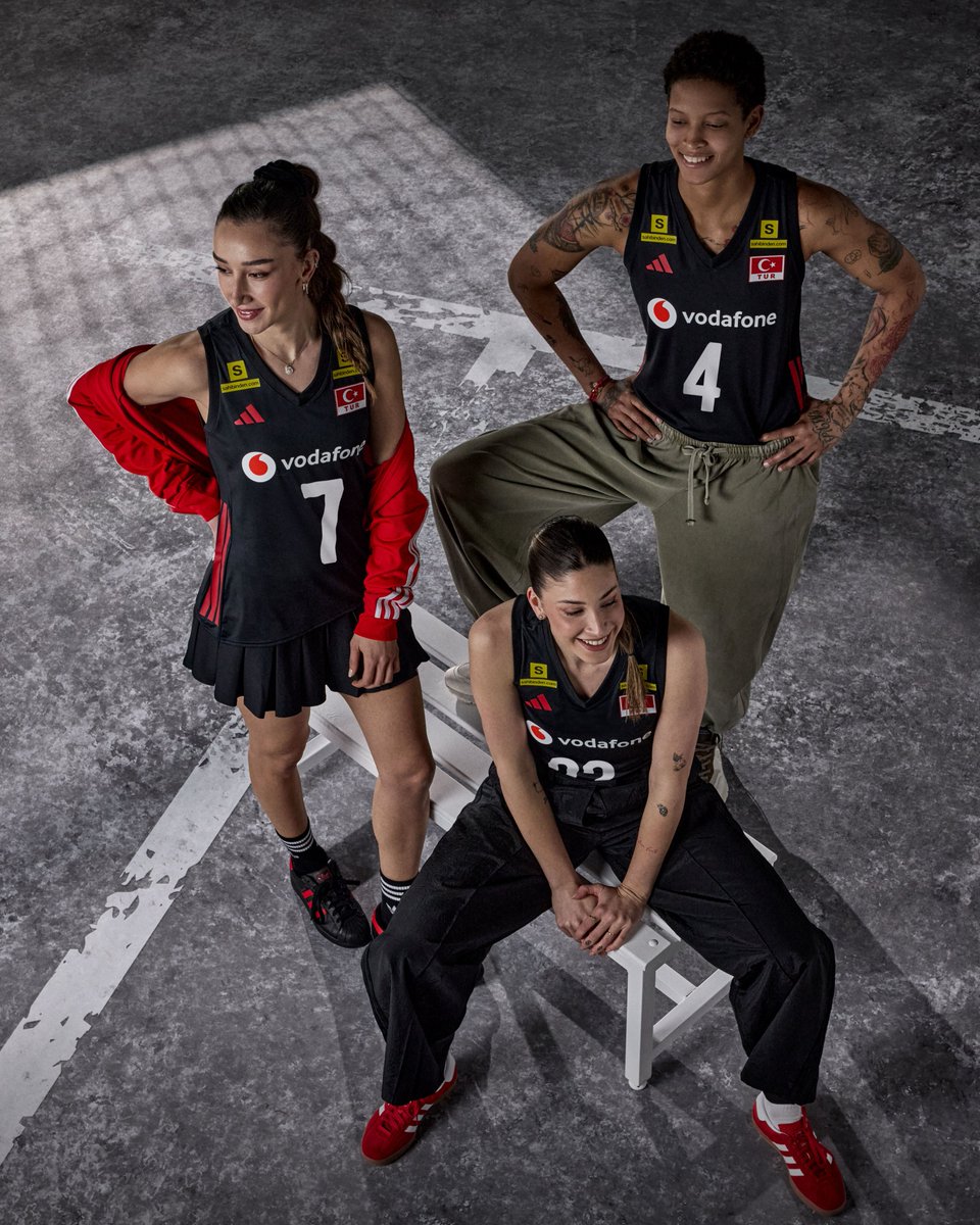 4Bir4Bir 🏐 tweet media