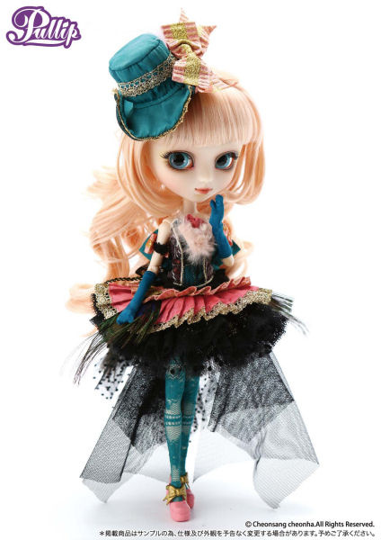 pullip doll of the day! 🤍 tweet media