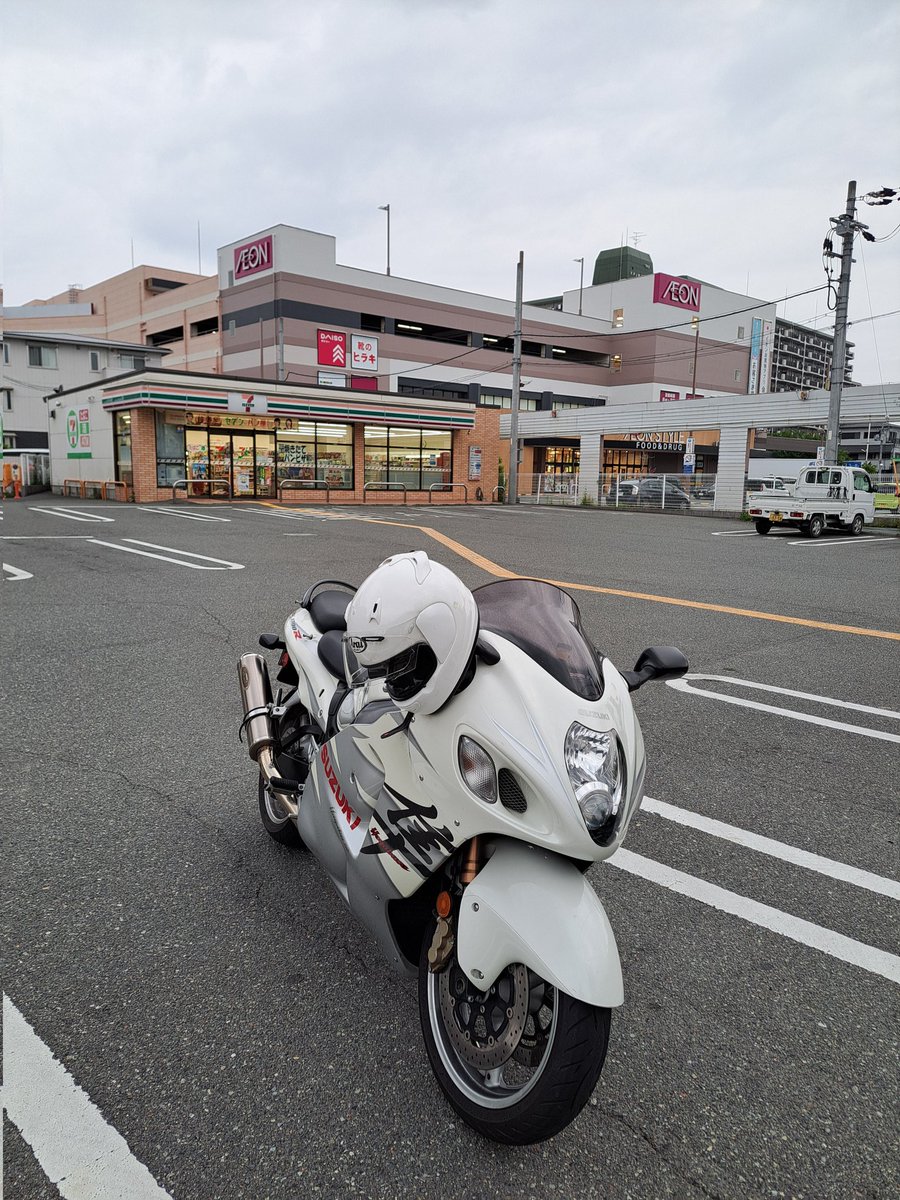 ハヤブサ@GSX1300R隼 tweet media
