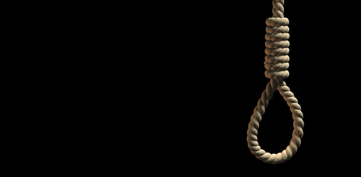 simthandile0922's tweet photo. Families say life sentences and early parole are failing victims, while communities are left with grief and fear. Many believe the justice system is no longer enough, they want the reinstatement of the capital punishment that was abolished in 1995. #StopGBV #SafeCommunities https://t.co/fqyY8Nxg0b