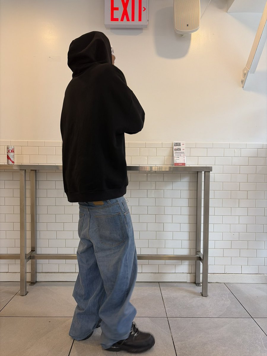 fucmarr's tweet photo. up to no good https://t.co/qqsbXWBXq4