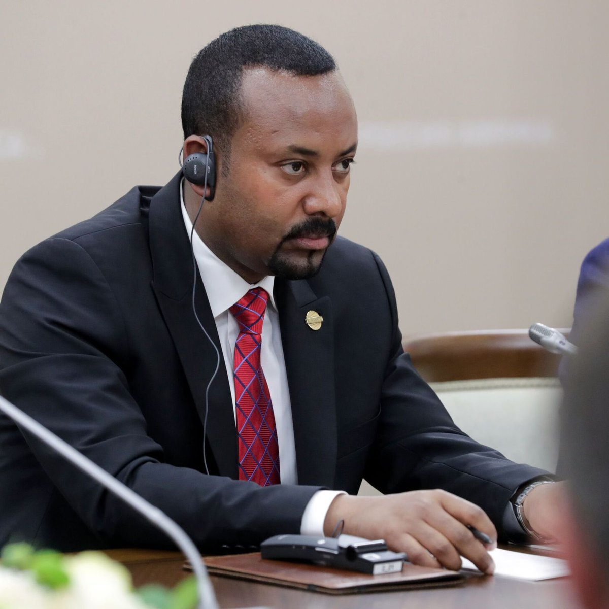 Abu-Saud tweet media