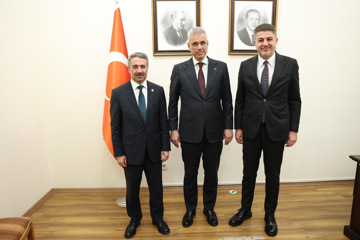 📍TBMM

Milletvekilimiz Sayın İshak Şan ile birlikte Sağlık Bakanımız Sayın Prof Dr Kemal Memişoğlu’nu ziyaret ederek, şehrimizde sağlık alanında yürütülen projeleri, tamamlanan ve devam eden yatırımları değerlendirme fırsatı bulduk.

Adıyaman’ımız için sağlıkta atılan her adım,