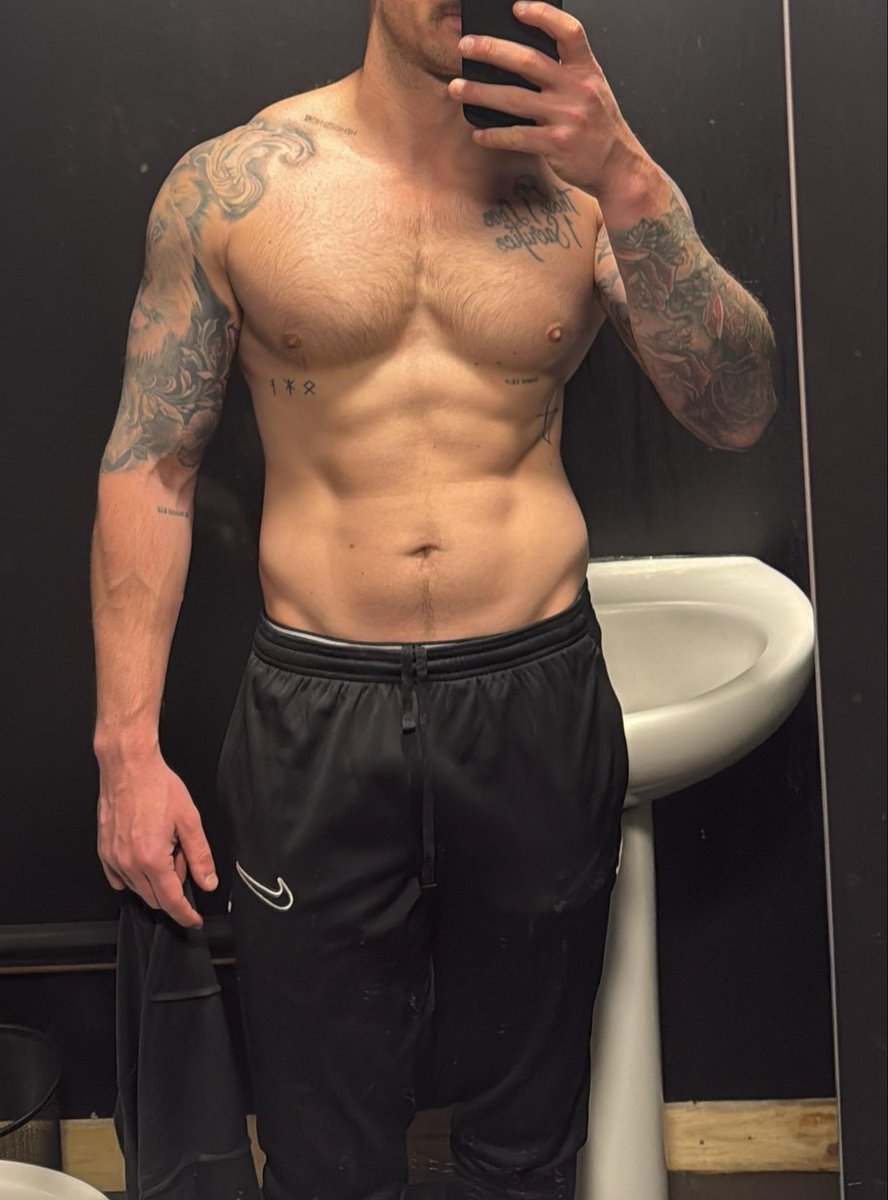 Tyler.gunn tweet media