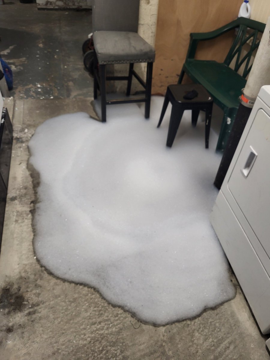datraellive's tweet photo. Wtf https://t.co/E8jIDvClpp