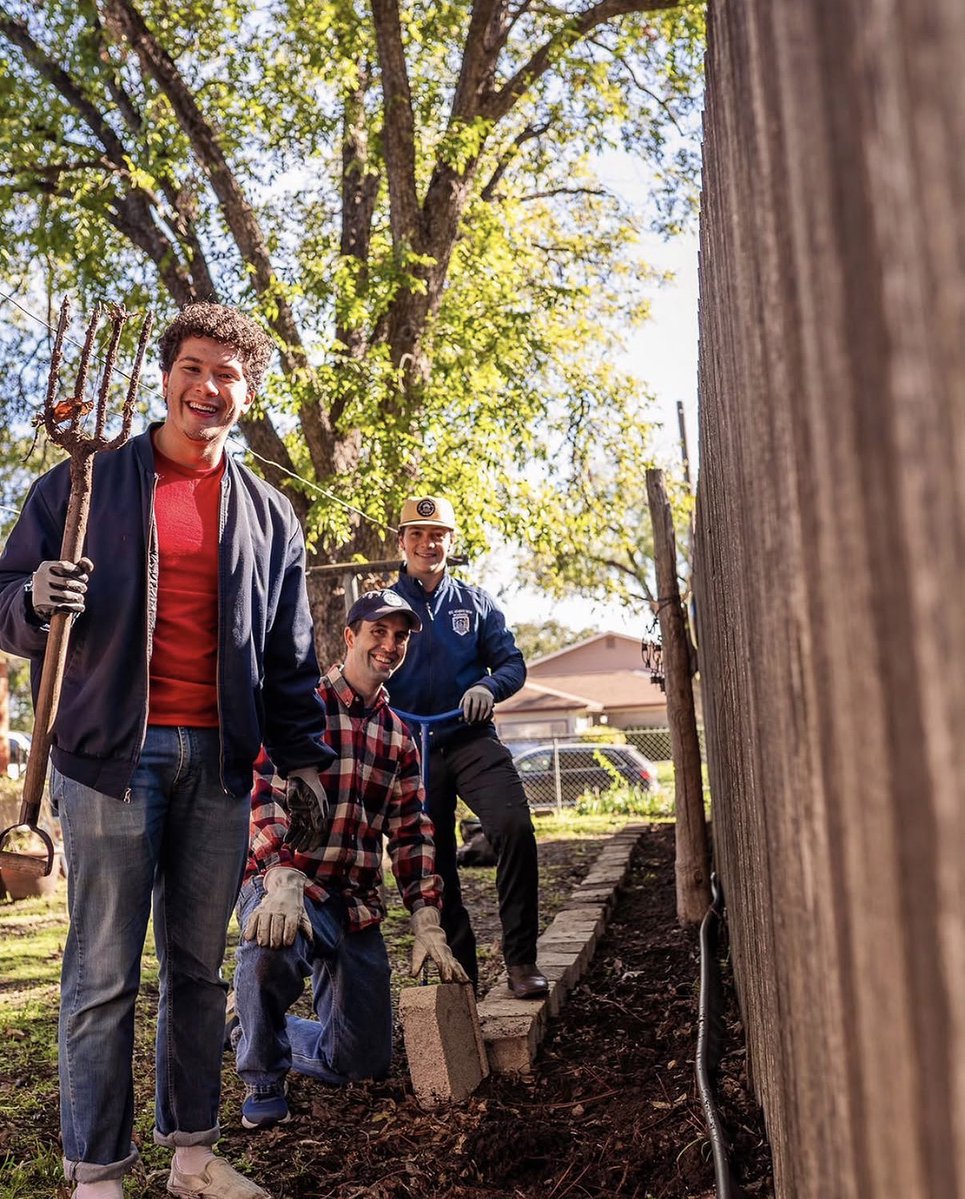UofDallas's tweet image. This Saturday, UDallas Crusaders take faith off the page and into the streets for The Big Event: Serving Irving — six years of answering the call to love our neighbors.

hubs.ly/Q04dPdYZ0

#UDallas #TheBigEvent #CommunityService