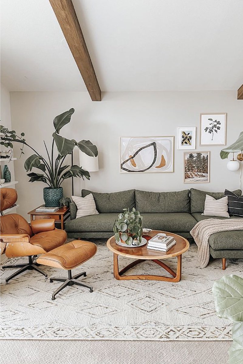 cocondedeco's tweet image. Le bois, un choix fréquent pour meubler le salon. Mais si vous envisagez de changer un meuble ou votre salon complet, je vous propose un article complet autour du mobilier en bois pour vous aider à faire votre choix et décorer votre espace: cocondedecoration.com/blog/2026/04/m…
#salon #bois