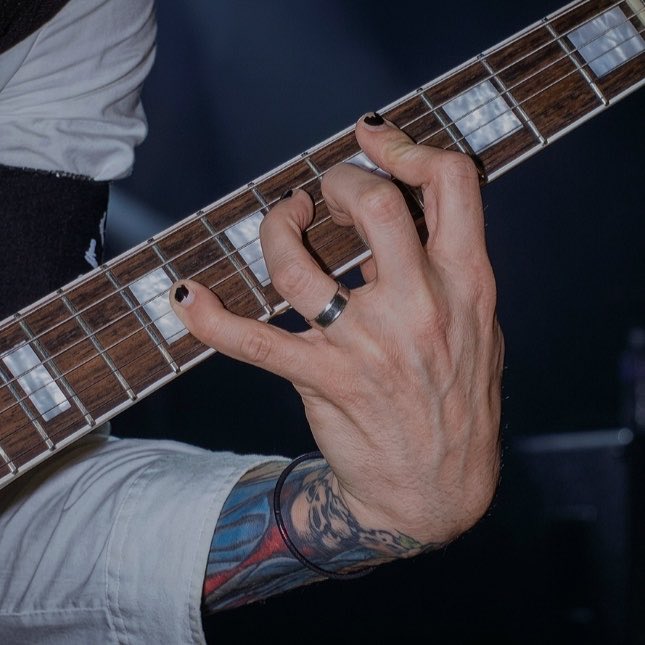 ɐlnɐd 击 tweet media