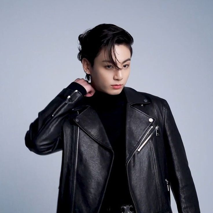 Lele vai no show do BTS ♱ tweet media