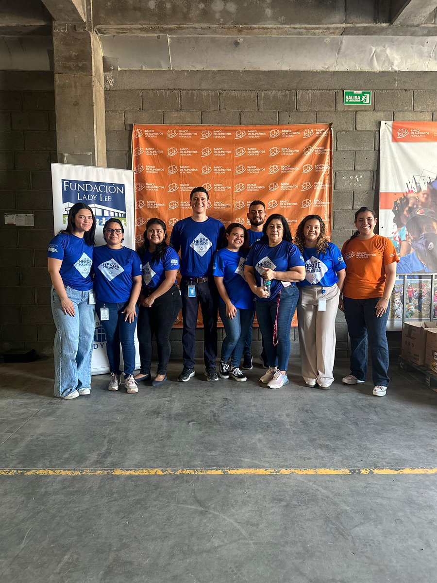 Fundacionll's tweet photo. En San Pedro Sula llevamos el mismo propósito: transformar realidades a través del servicio. 💚
Nuestro equipo se unió al Banco de Alimentos de Honduras, demostrando que cuando alineamos propósito y acción, el impacto se multiplica.

#FundaciónLadyLee #VoluntariadoCorporativo https://t.co/KyJXcTYY0I
