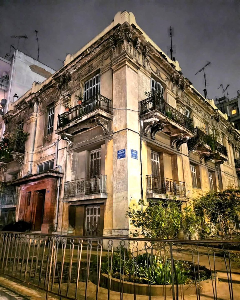 Μολών Λαβέ tweet media