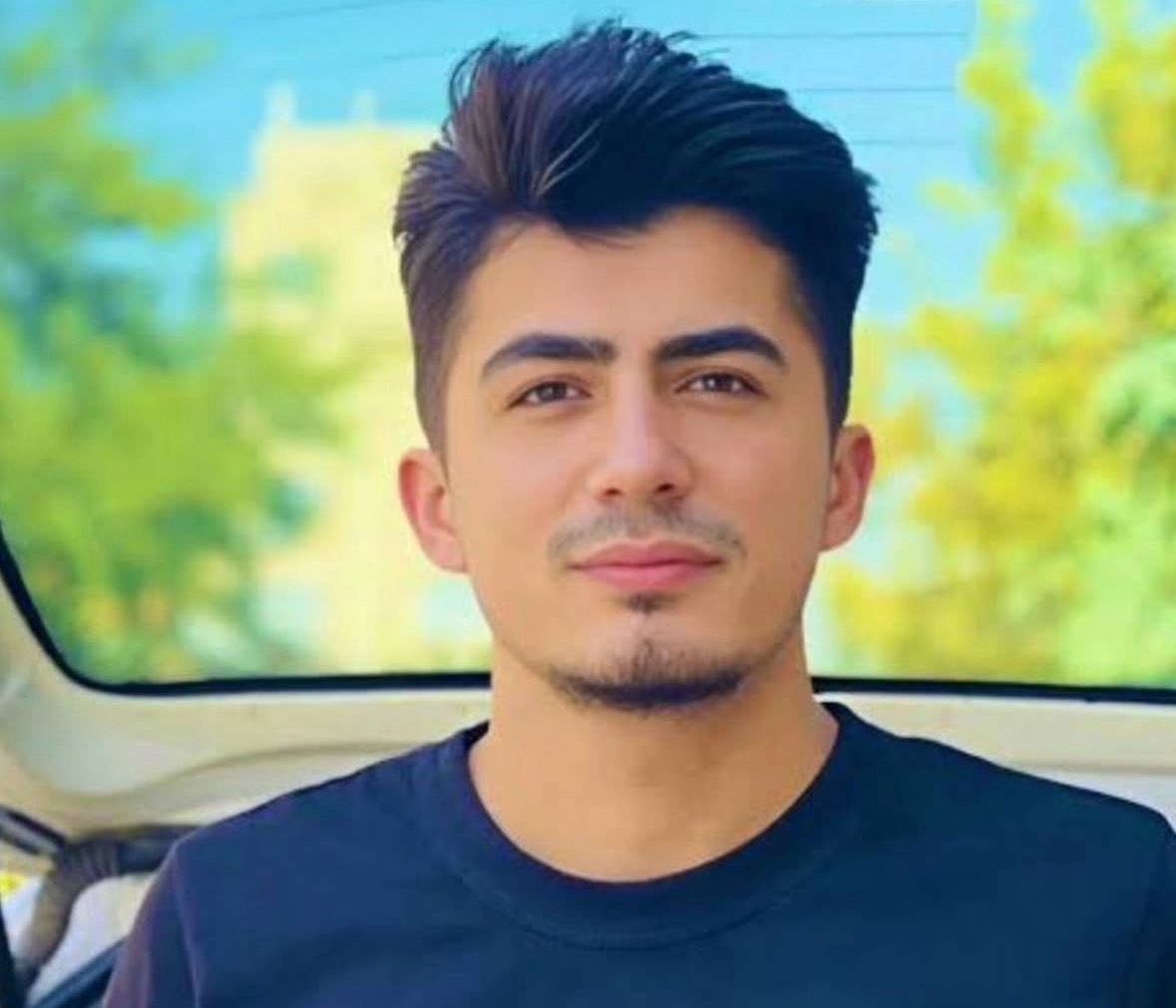 DefendKurds01's tweet photo. Unfortunately Nasir Bakirzadeh and Mehrab Abdullahzadeh were transferred to solitary cells 🥀
Please let’s be their voice.
#StopExecutionInIran 
#IranIsExecutingKurds https://t.co/y9u2utPyjx