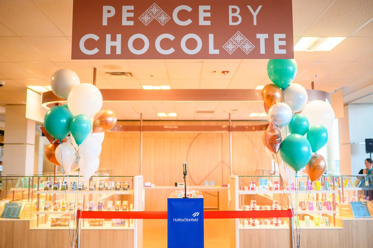 Peacebychoco's tweet photo. Big news today! ✈️

We are beyond excited to celebrate the grand opening of our newest boutique at Halifax International Airport! 🇨🇦

Now, travellers from around the world can take a little taste of Nova Scotia with them wherever they go 💙

Learn more: https://t.co/oPfjclMdW6 https://t.co/9HvBmhq5Ug