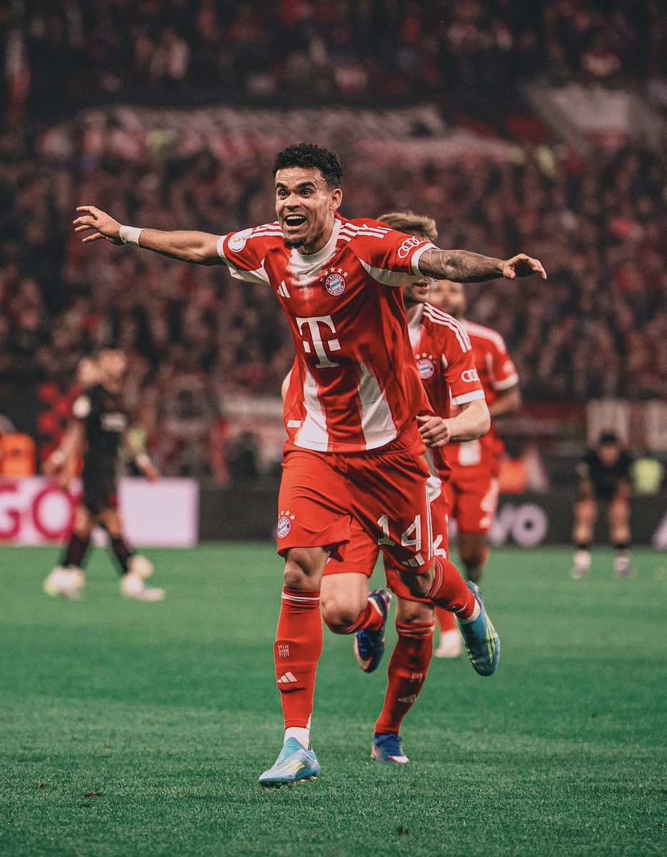 JM10 tweet media