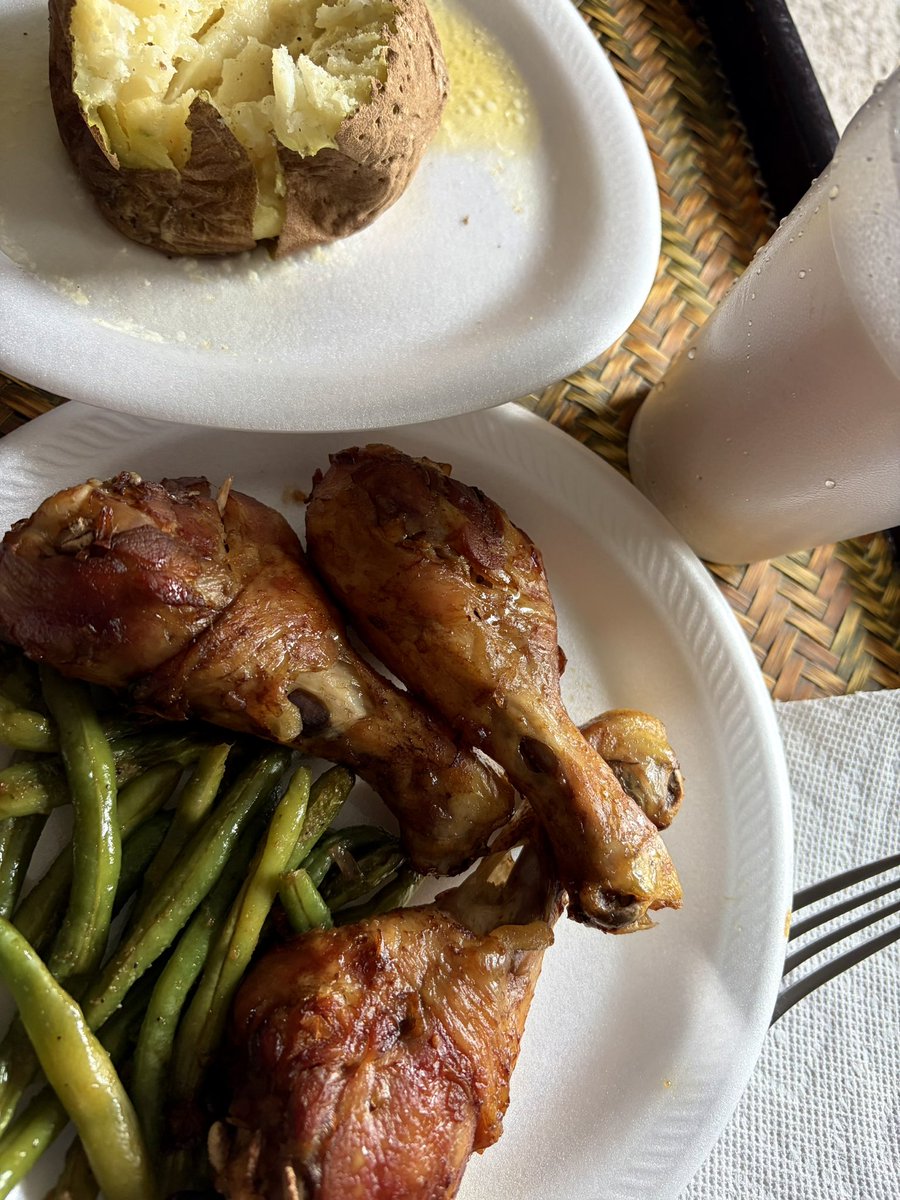 𝔻𝕖𝕩 tweet media