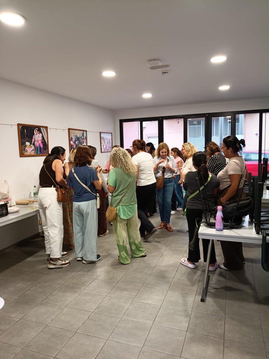 Gateando Despensa de Alimentos tweet media