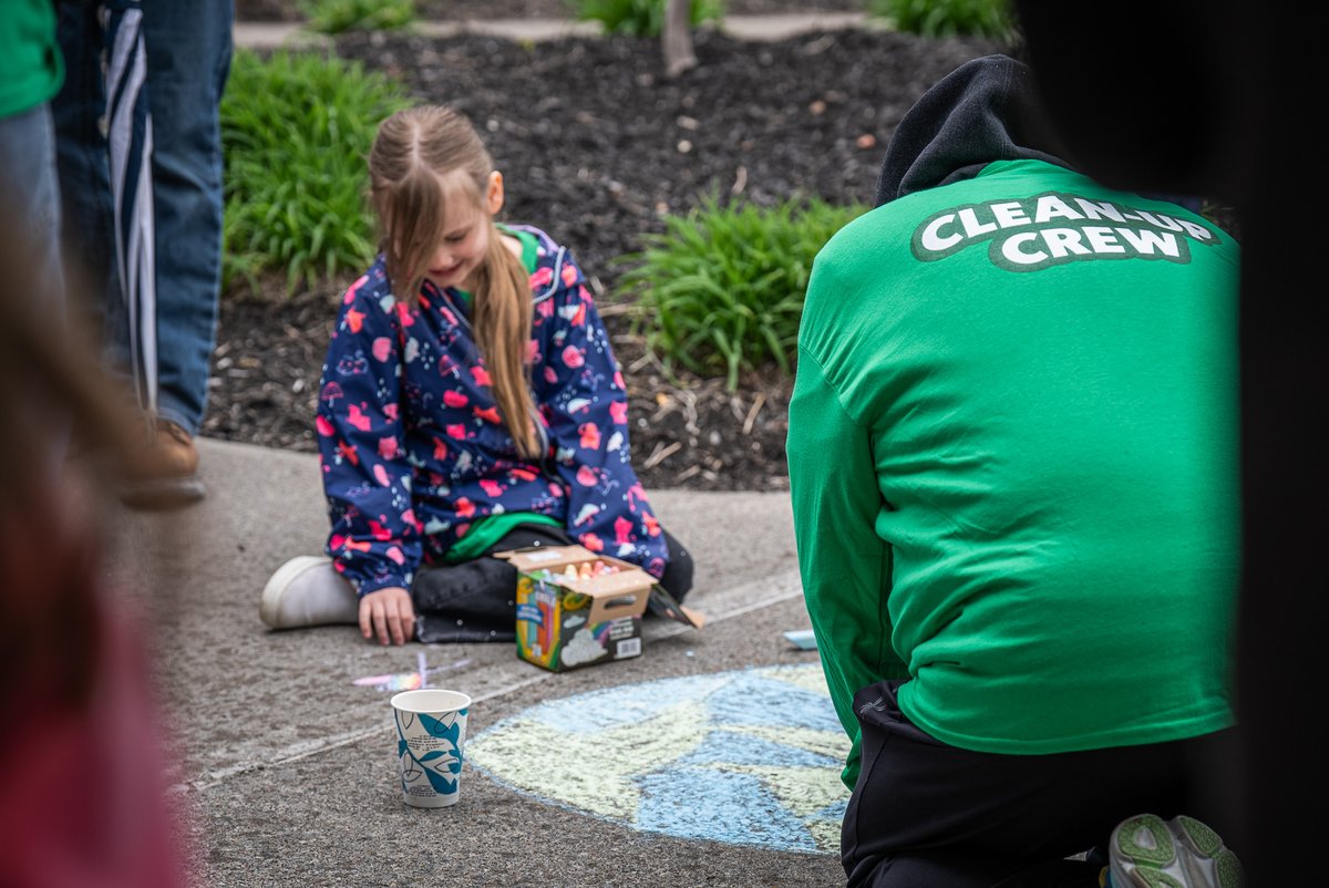 GoCentroBus's tweet image. On Saturday, @GoCentroBus joined local organizations for the 6th annual Southside Cleanup for Earth Day. Thank you to all the volunteers who helped kick off another year of sustainability and service! 💚 #EarthDay #Sustainability #GoCentroBus